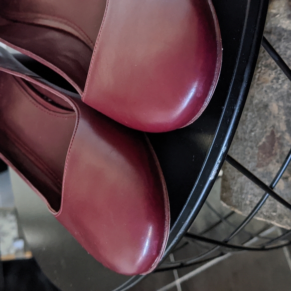 Tory Burch, size 10 1/2, NWOT - Picture 9 of 9